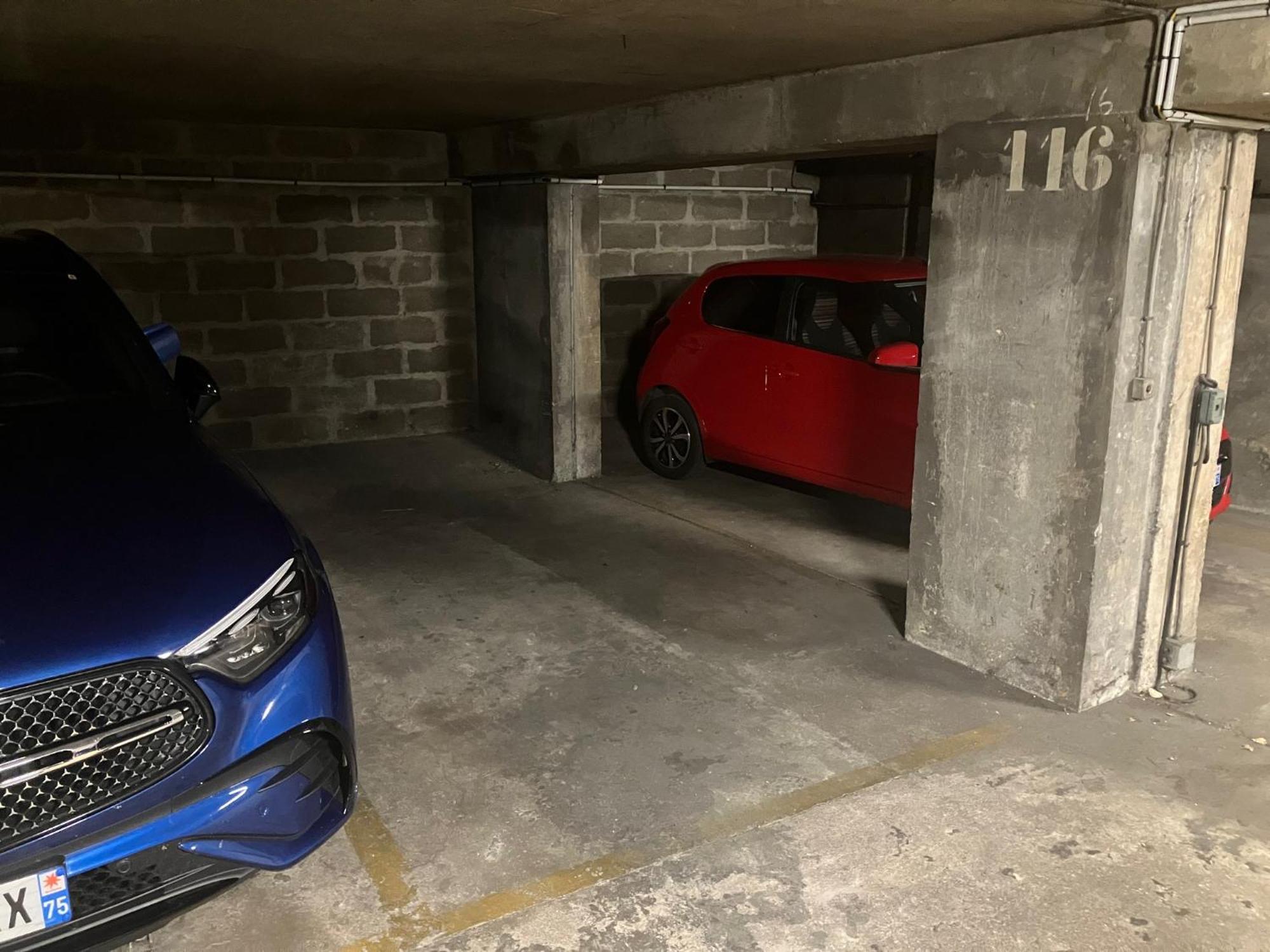 Loft 4-6 Personnes A Montmartre - Parking Prive Quarto em Acomodações Particulares *