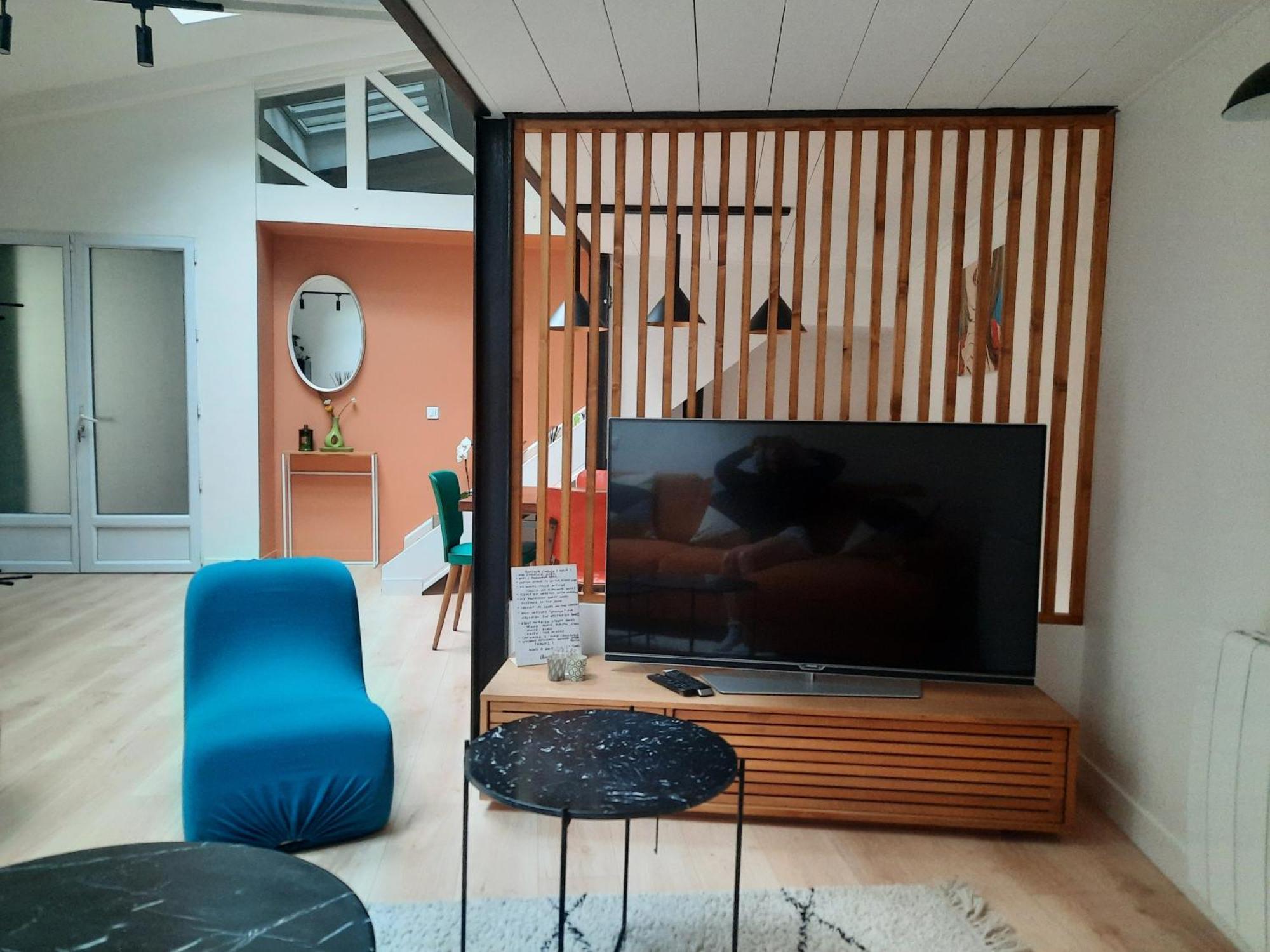 Séjour chez l'habitant Loft 4-5 Personnes A Montmartre - Parking Prive Sur Reservation *